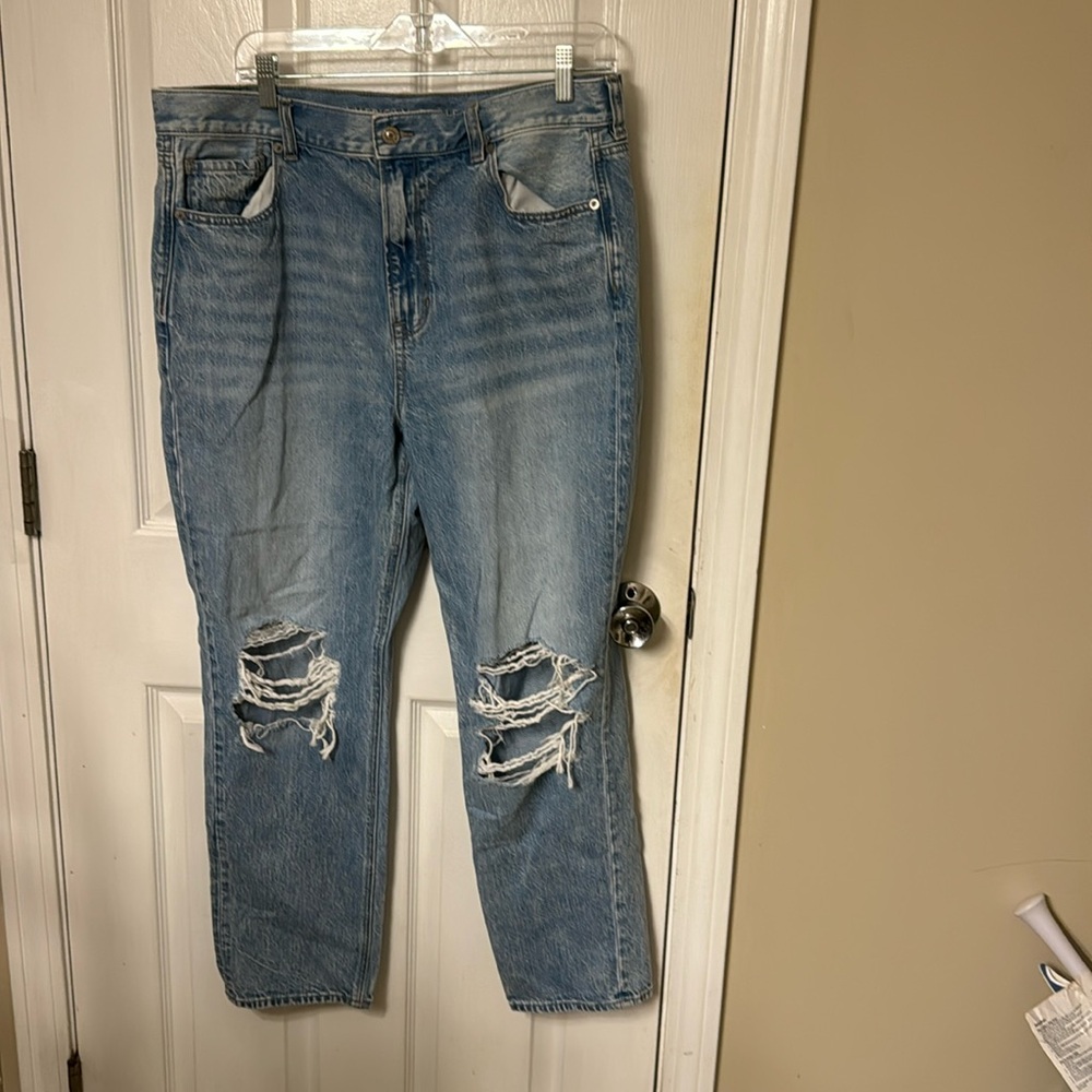 American Eagle Mom Jeans size 16 women’s